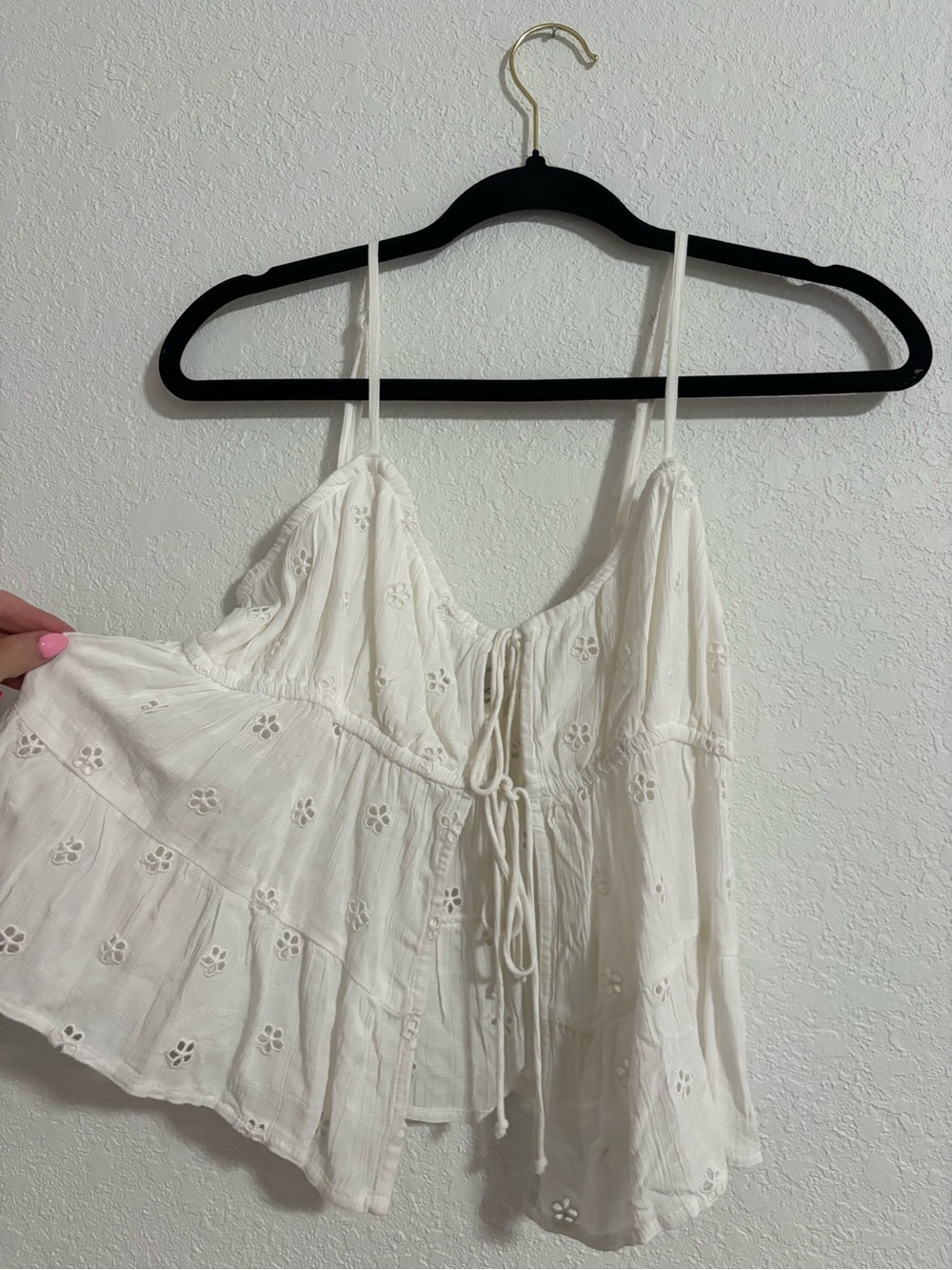 American Eagle Outfitters White Eyelet Tie-Front Spaghetti Strap Camisole